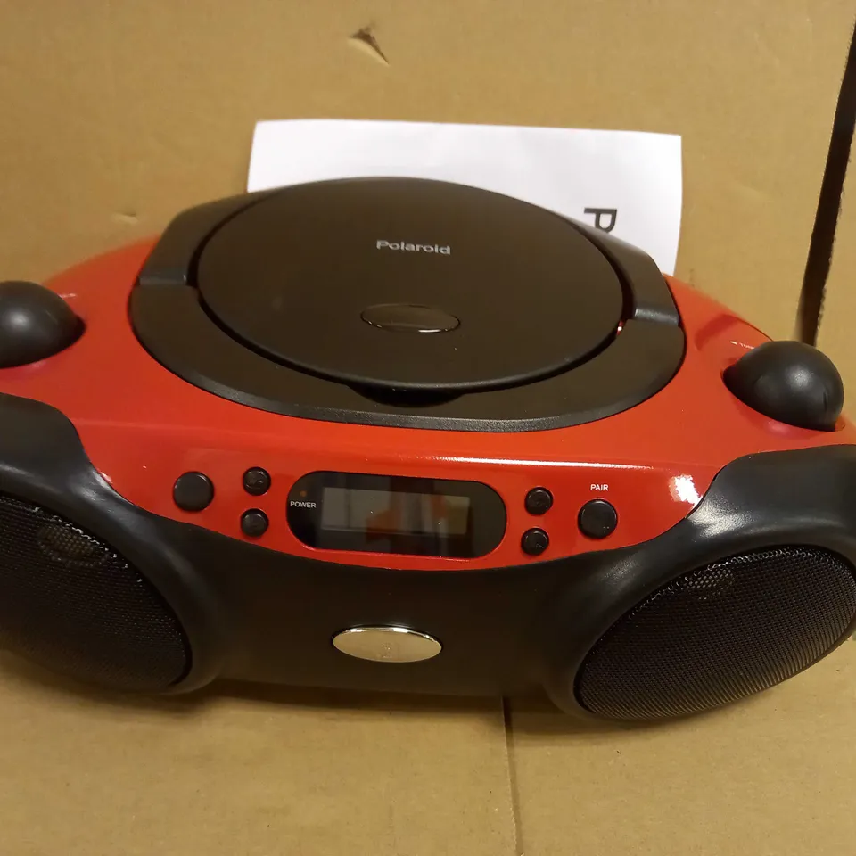 POLAROID BLUETOOTH CD BOOMBOX BLACK/RED