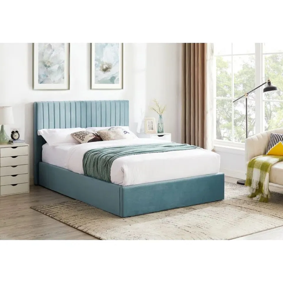 BOXED BANTRY OTTOMAN BED // SIZE: 5FT KING (2 BOXES)