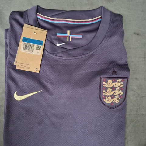 NIKE WOMEN'S ENGLAND FOOTBALL TOP IN PURPLE SIZE MEDIUM