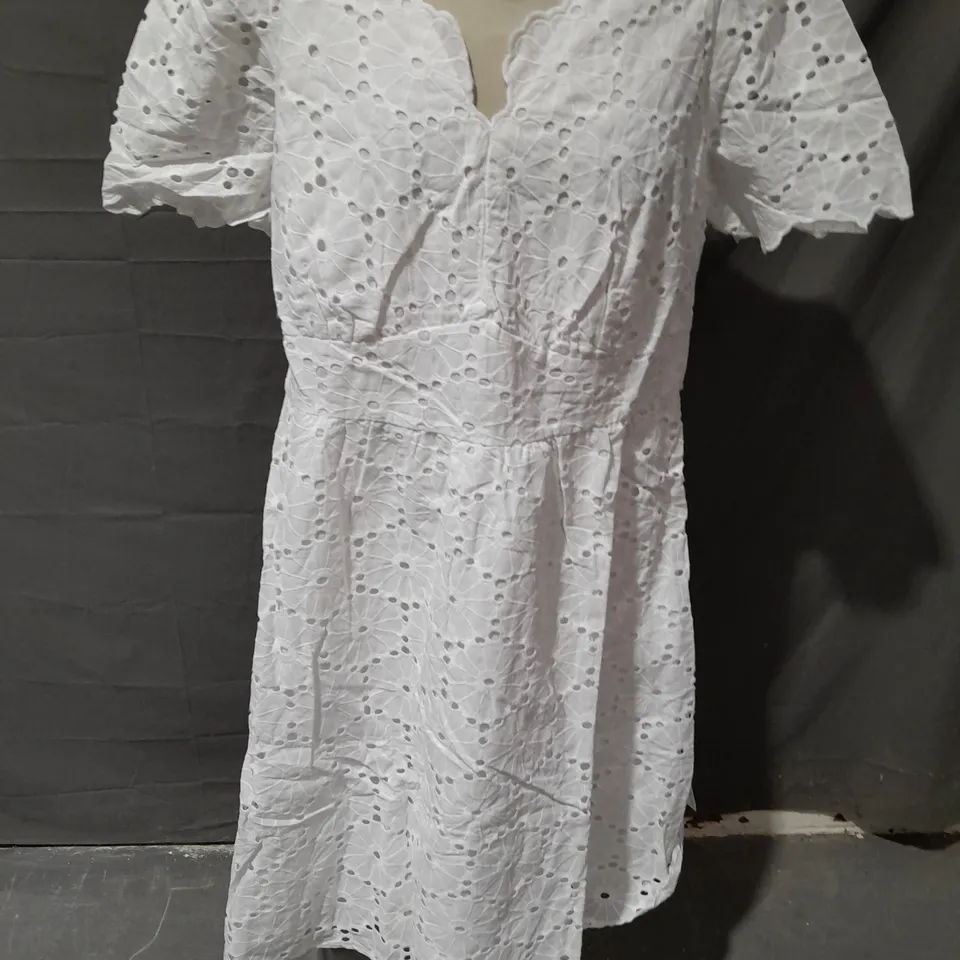 MONSOON POLLY IVORY LACE DRESS - UK 18