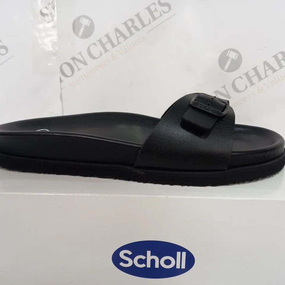 BOXED SCHOLL THICK PADDED OPEN TOE SANDAL - SIZE 7