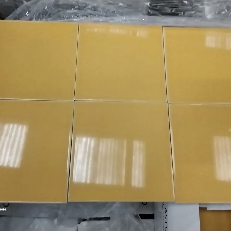PALLET OF 64 BOXES OF 25 BRAND NEW BRILLIANT JAUNE ASTUCE 20X20CM TILES - EACH PACK COVERS APPROXIMATELY 1M² (TOTAL APPROX. 64 SQ.METRES)