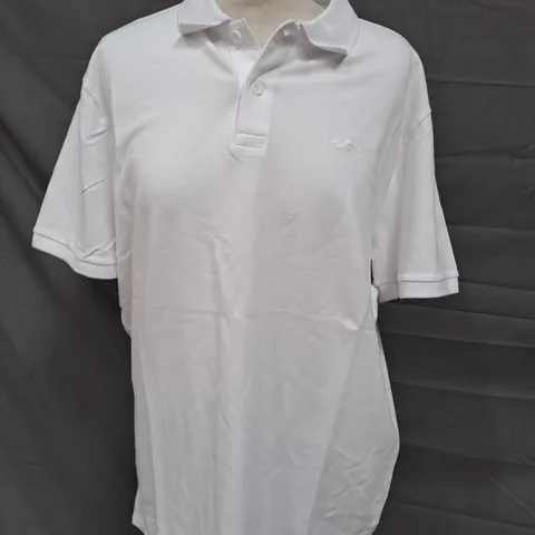 HOLLISTER ADVANCED STRETCH POLO IN WHITE SIZE LARGE