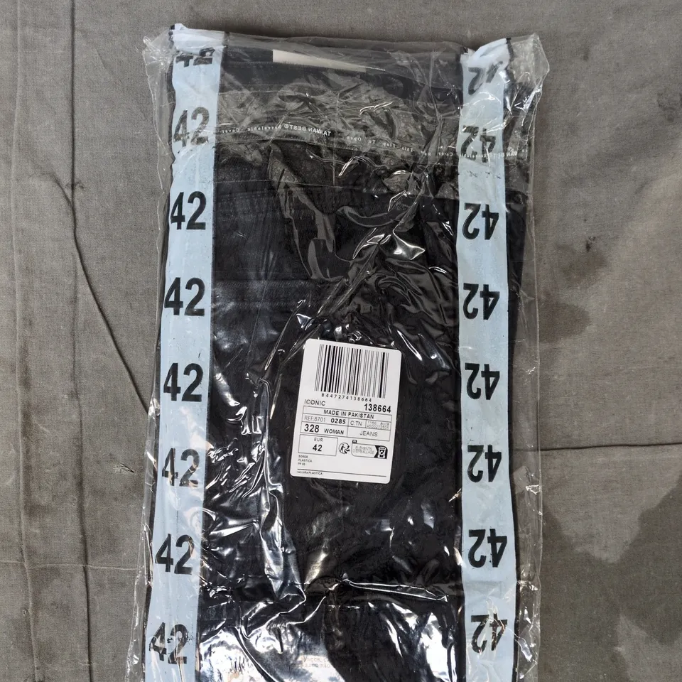 BAGGED MANGO 328 CARLA JEANS IN BLACK SIZE UK 14