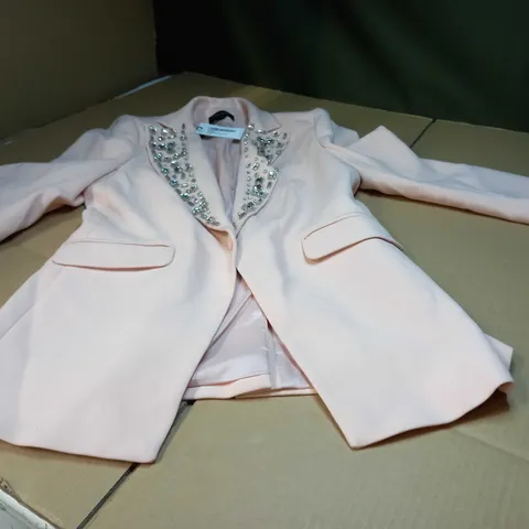 KAREN MILLEN BLUSH EMBELLISHED COLLAR COMPACT STRETCH JACKET - SIZE 10