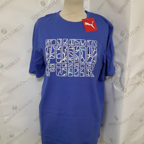 PUMA GRAPHIC SUMMER TEE IN ROYAL SAPPHIRE SIZE M