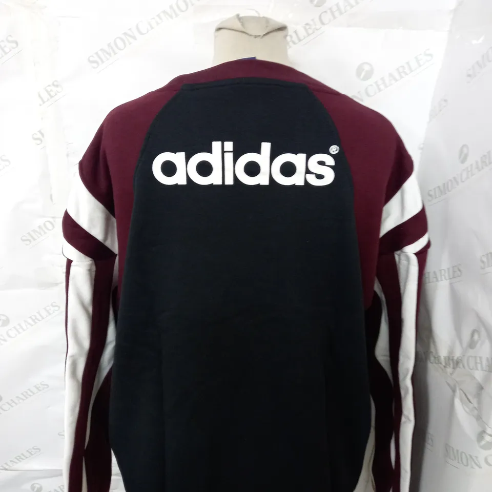 NEWCASTLE UNITED RETRO SWEATSHIRT SIZE M