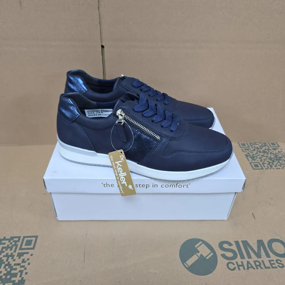 BOXED PAIR OF DR KELLER MARTINA SHOES IN NAVY - SIZE 8