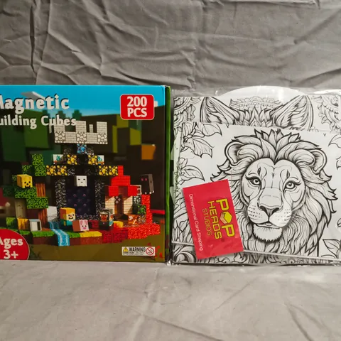 BOX OF APPROXIMATELY 10 ASSORTED TOYS AND GAMES TO INCLUDE MAGNETIC BUILDING CUBES, ETC