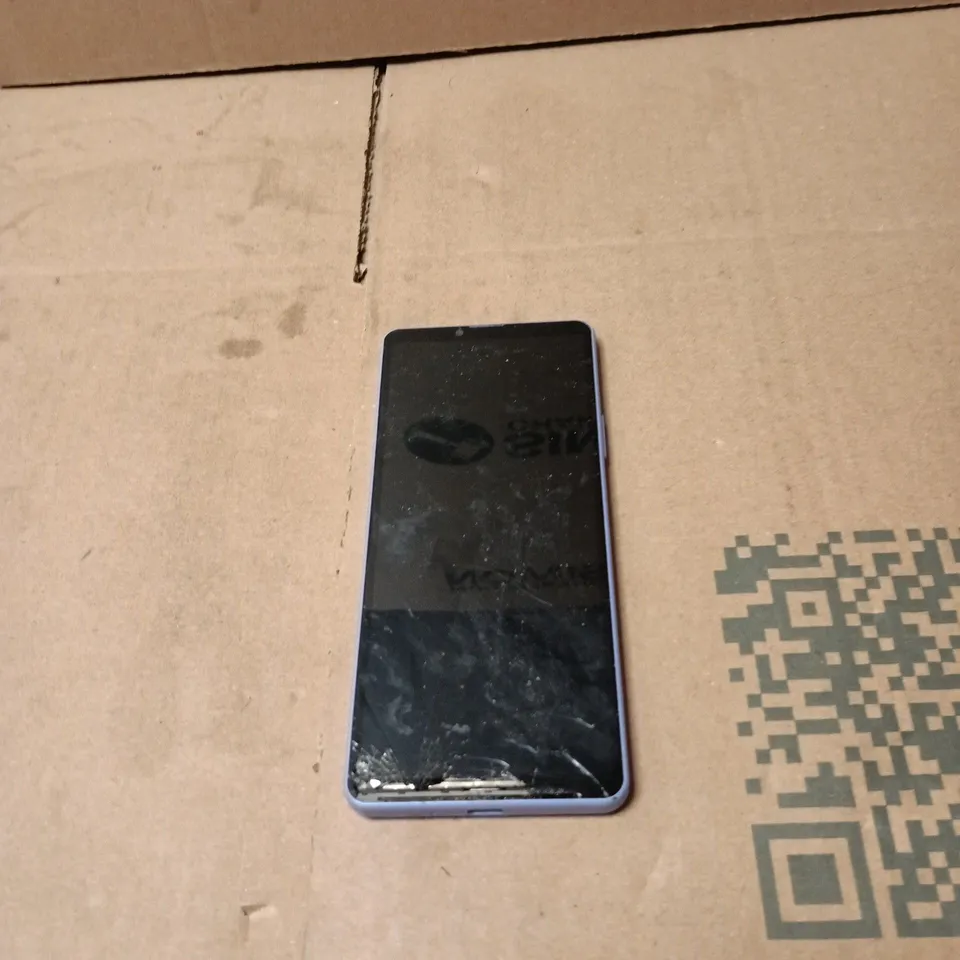 SONY EXPERIA SMART PHONE LILAC