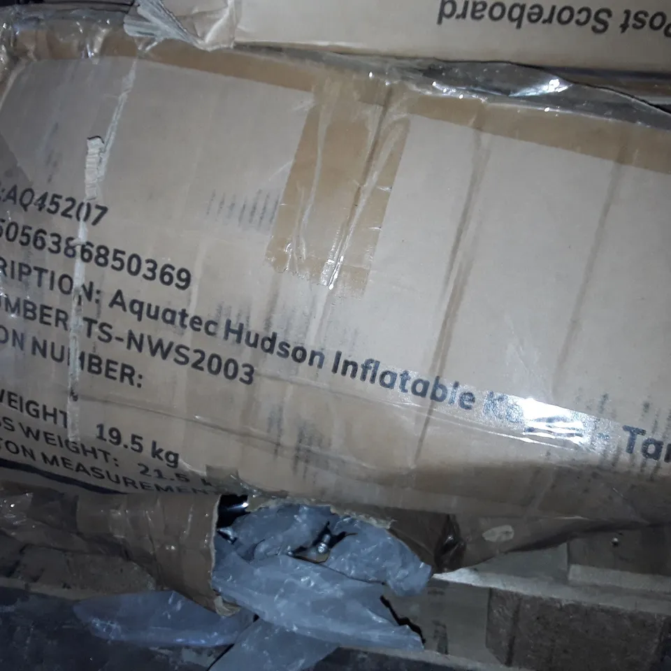 LOT OF 6 ASSORTED SPORTING ITEM PARTS TO INCLUDE KETTELBELL RACK AND 12FT TRAMPOLINE