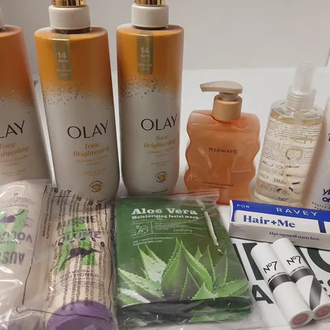 APPROX 12 ASSORTED BEAUTY PRODUCTS TO INCLUDE OLAY BODY WASH, MERWAVE SHAMPOO, FCUK MIST, ETC 