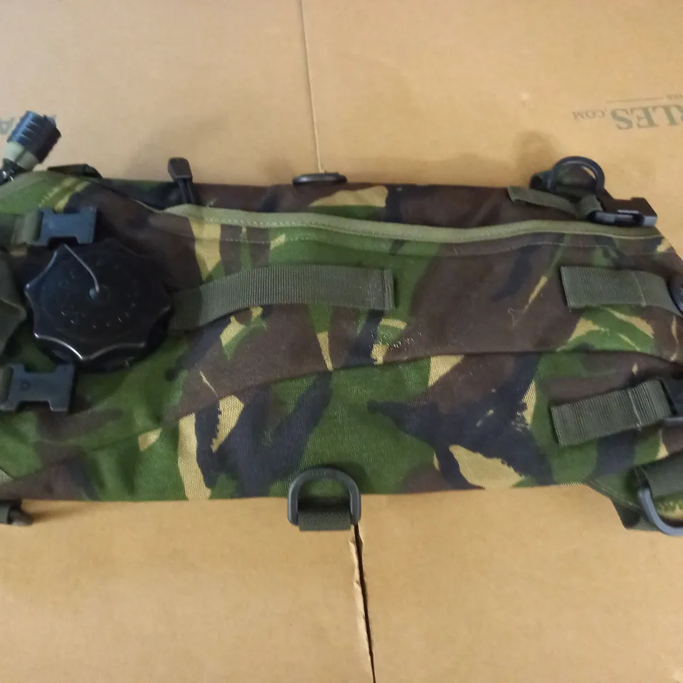 CAMO PATTERN PERSONAL HYDRATION SYSTEM