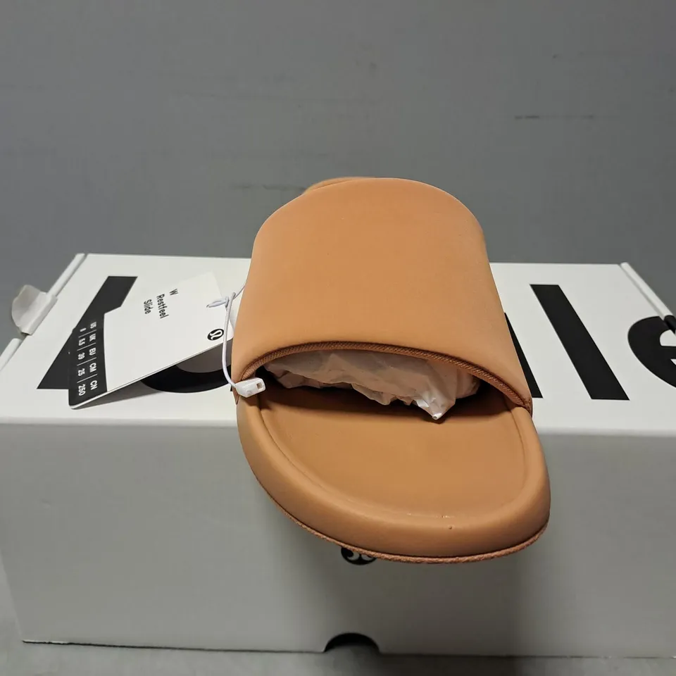 BOXED LULULEMON W RESTFEEL SLIDE UK 5.5