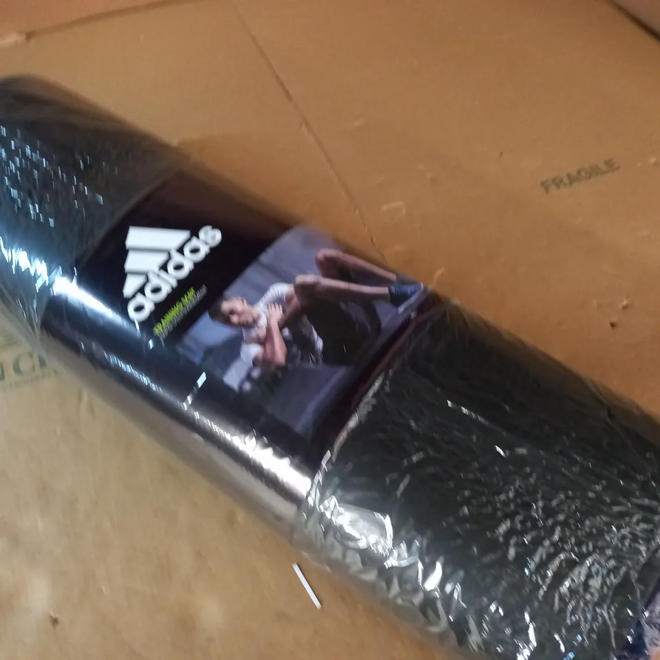ADIDAS TRAINING MAT 