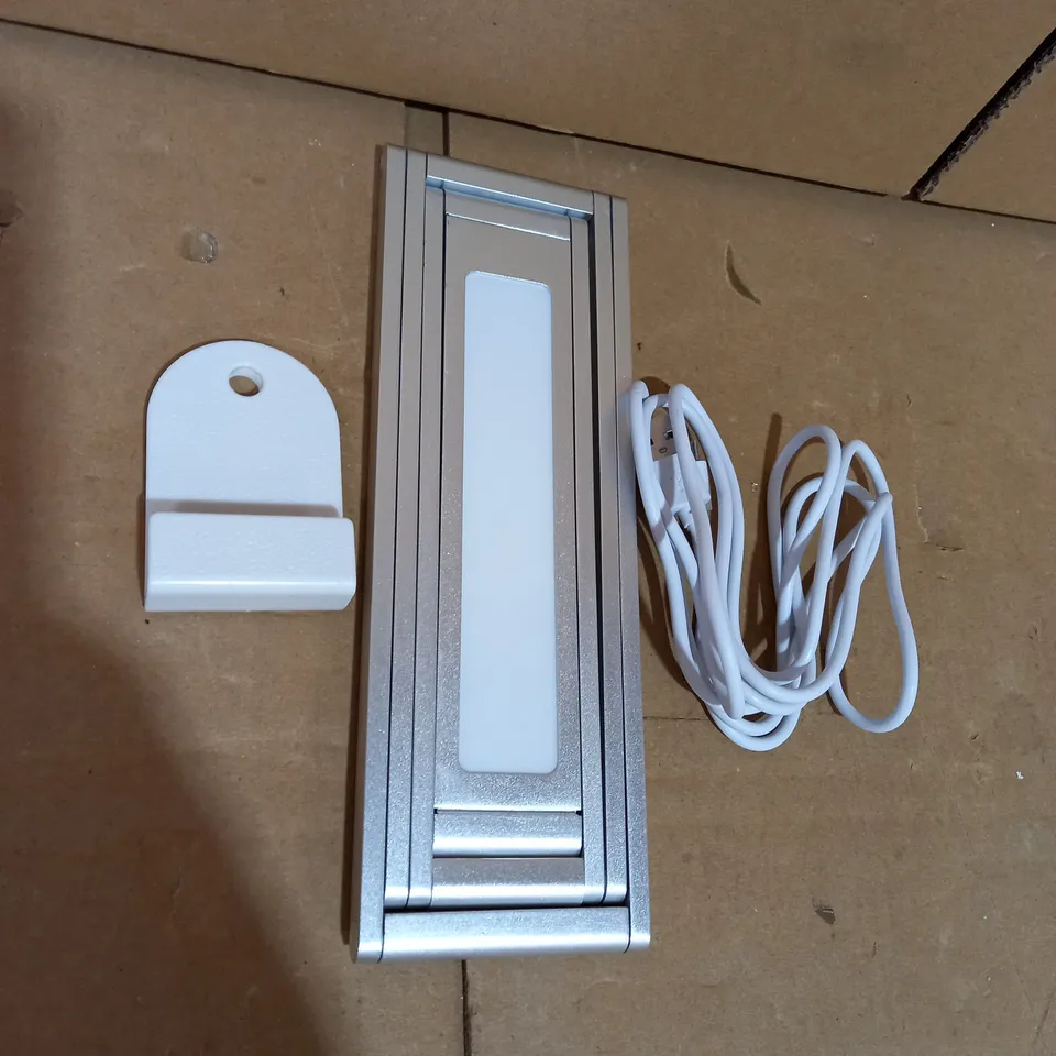 AURAGLOW FOLDABLE RECHARGING LED DESK LIGHT - SILVER