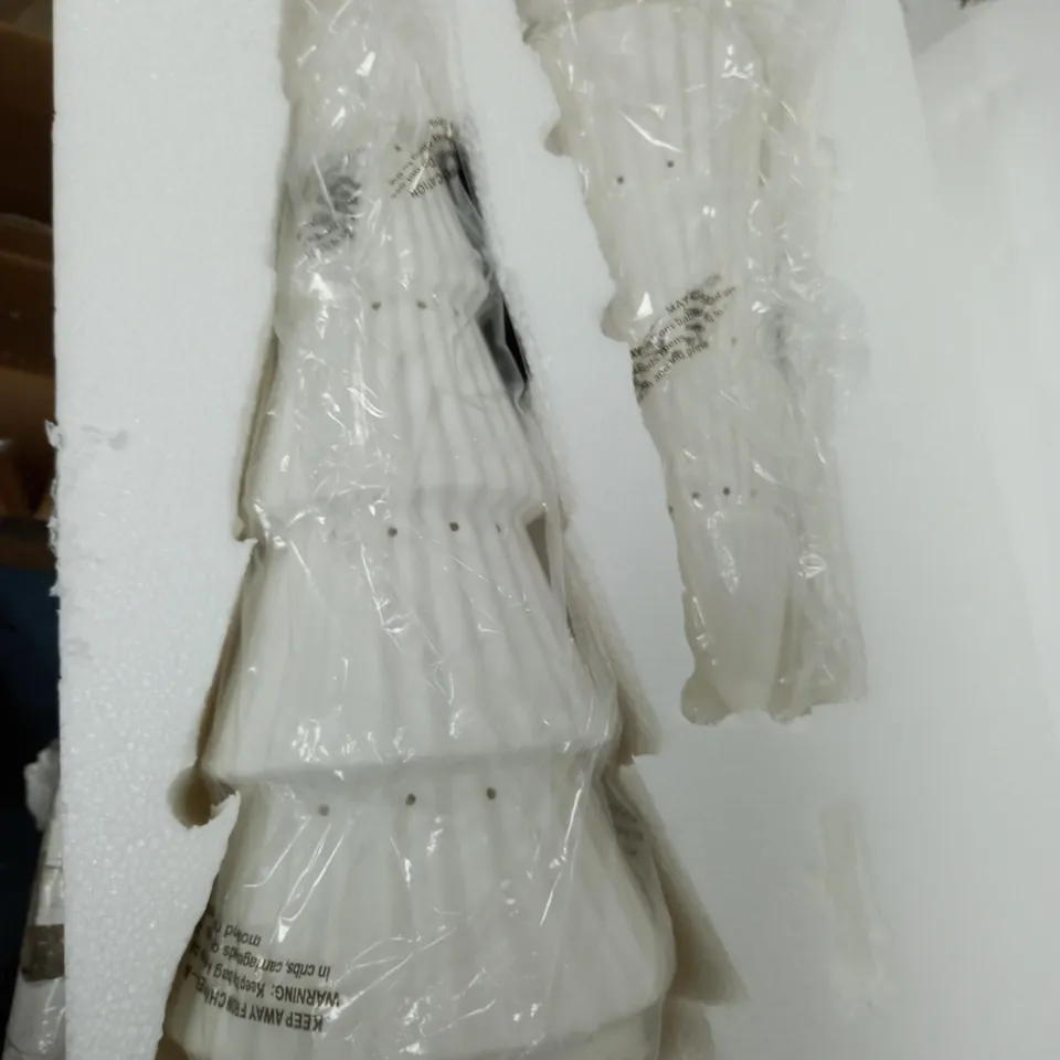 KELLY HOPPEN SET OF 2 LARGE CERAMIC LIGHT UP ORNAMENTS