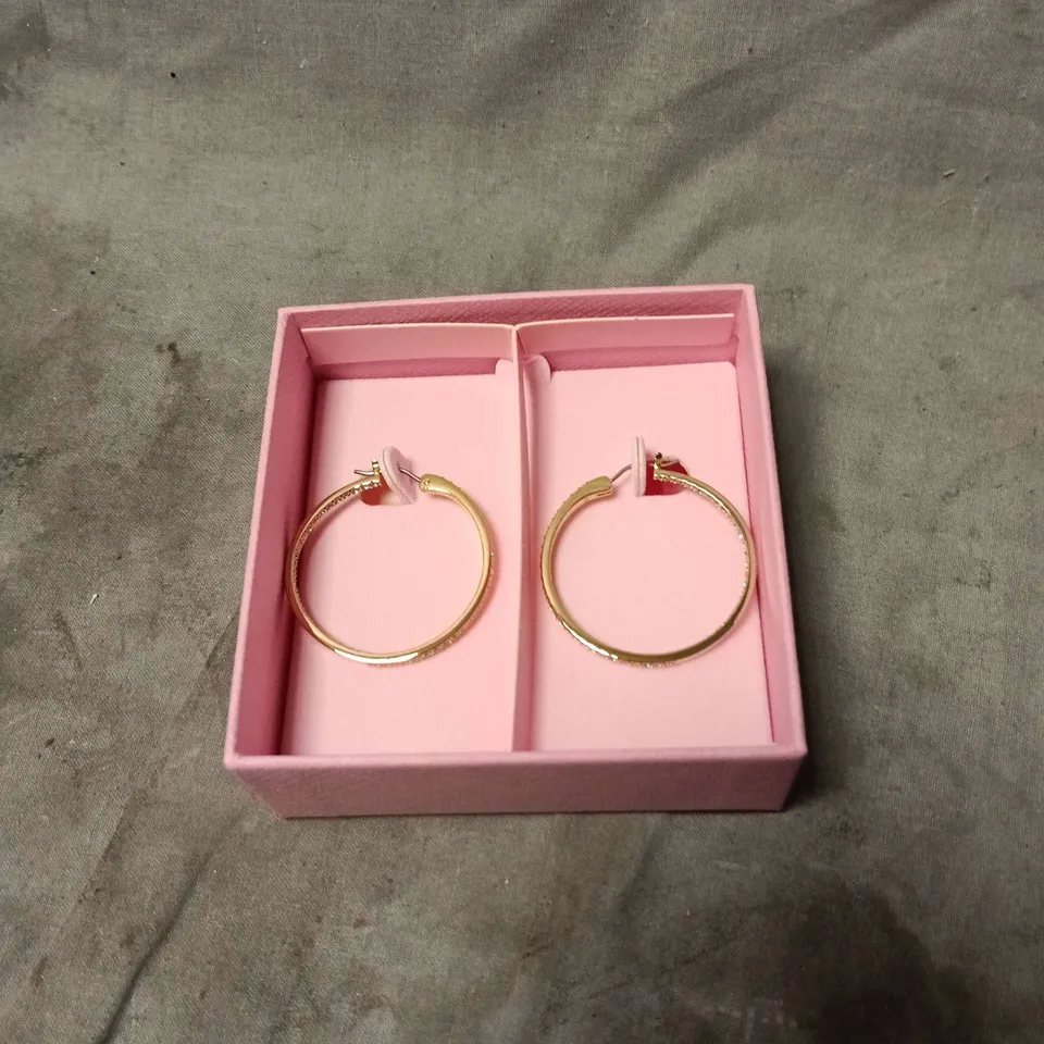 SWAROVSKI PAIR OF GOLD-TONE HOOP EARRINGS IN PINK PRESENTATION BOX