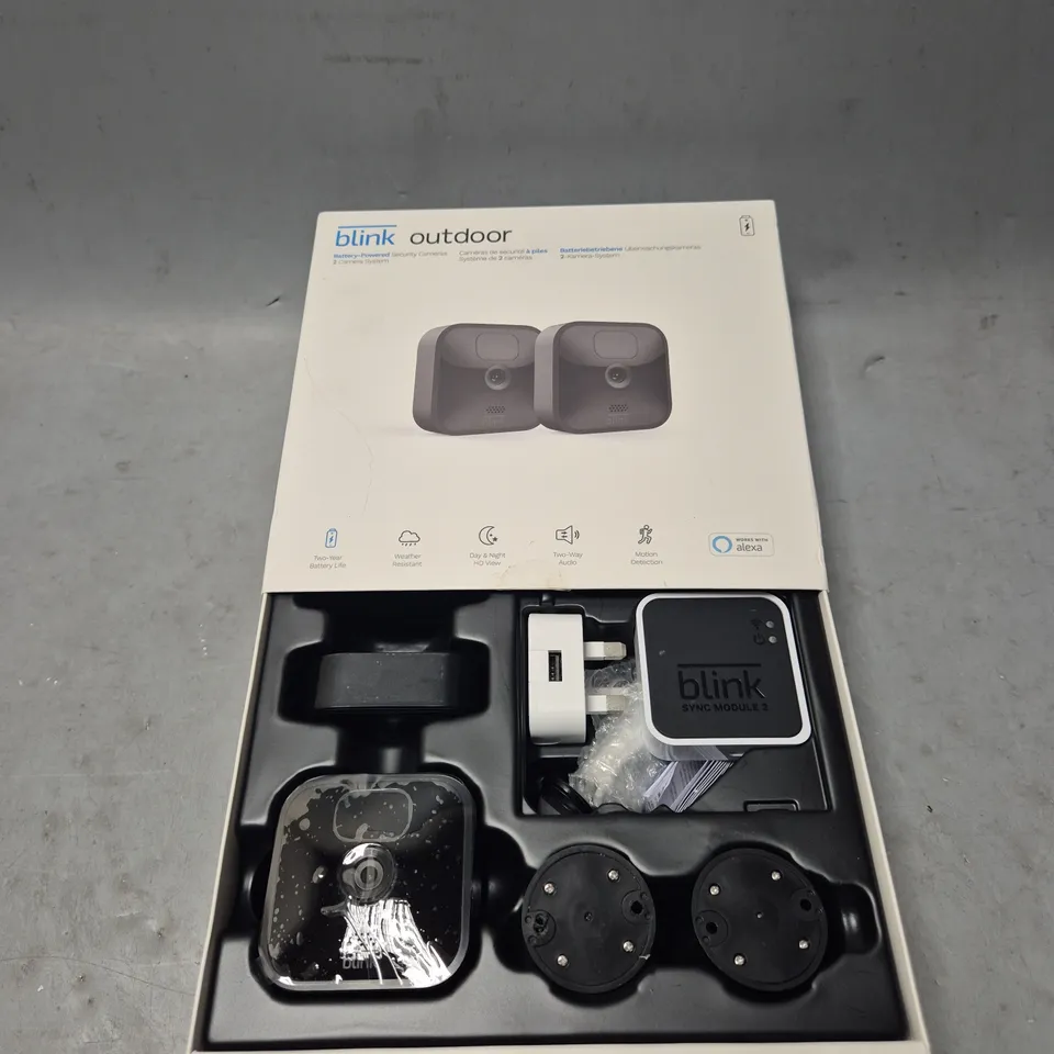 BOXED BLINK OUTDOOR BATTERY POWERED SECURITY CAMERAS