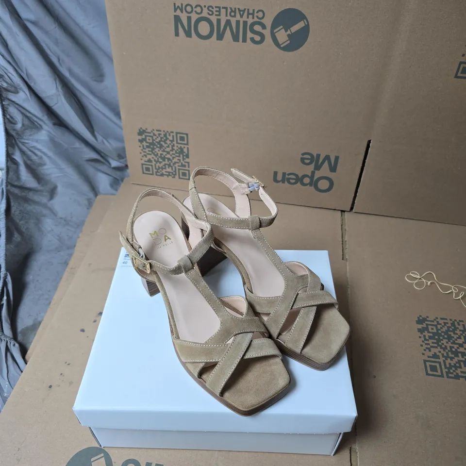 MODA IN PELLE QUINNIE TAN SUEDE PLATFORM SANDALS, UK 7 (EU 40)