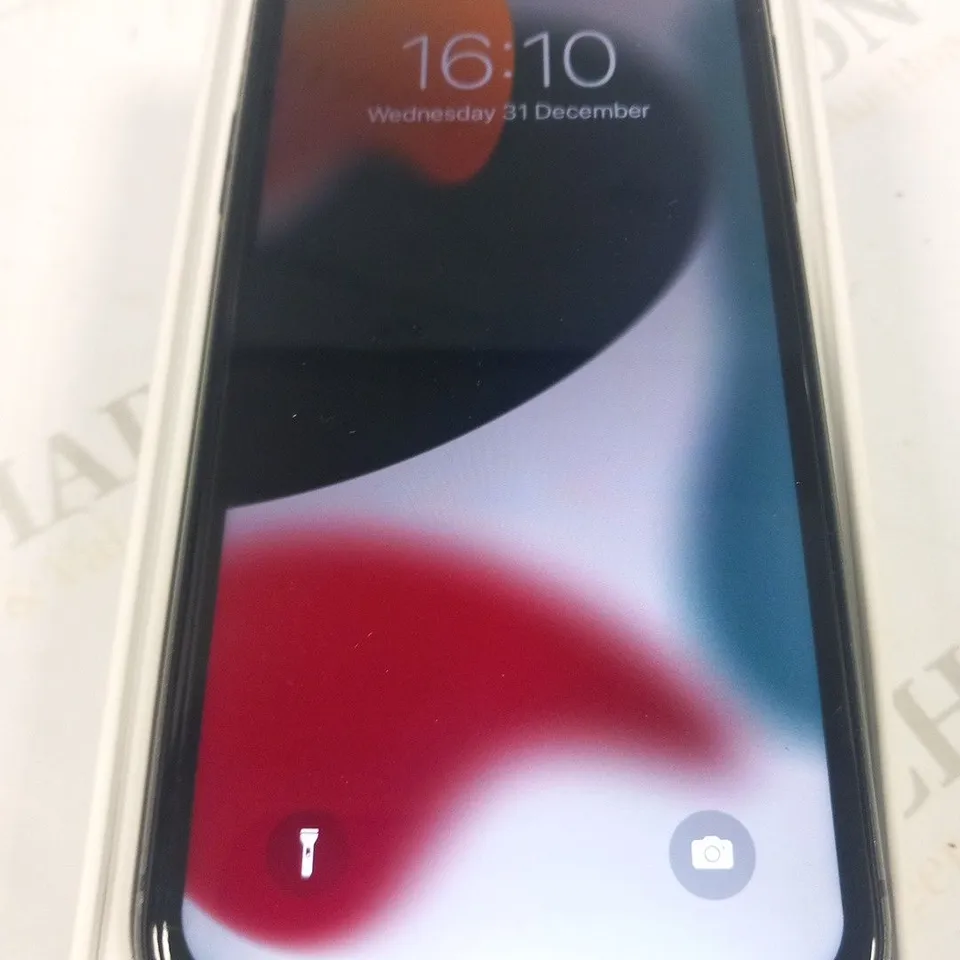 BOXED APPLE IPHONE 11 MOBILE PHONE 64GB
