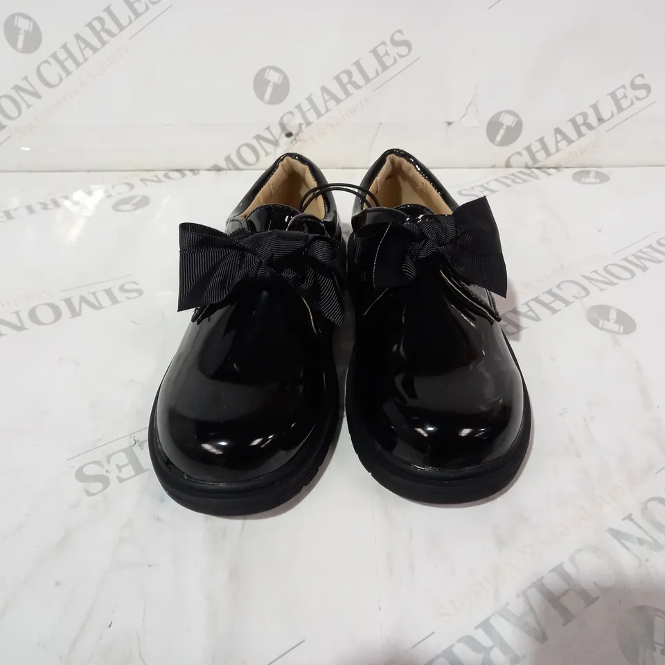 E-VIE ANGEL SCHOOL KIDS BLACK SHOES SIZE 9