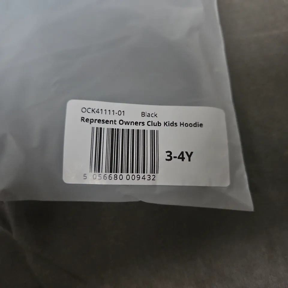 BAGGED REPRESENT OWNERS CLUB KIDS HOODIE – BLACK, UK 3-4Y