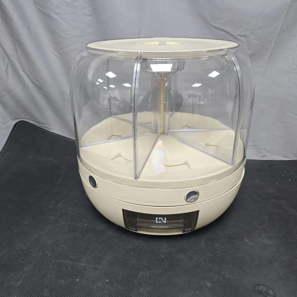 DRY FOOD DISPENSER, PLASTIC CREAM EASY ACCESS 