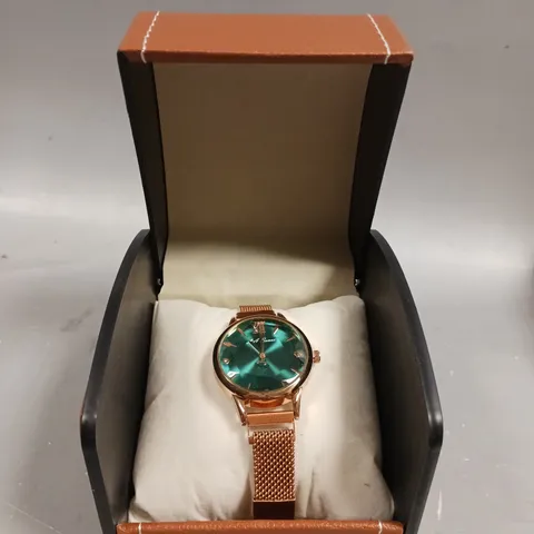 LADIES LA BANUS WATCH – QUARTZ MOVEMENT – METAL STRAP WITH MAGNETIC CLASP