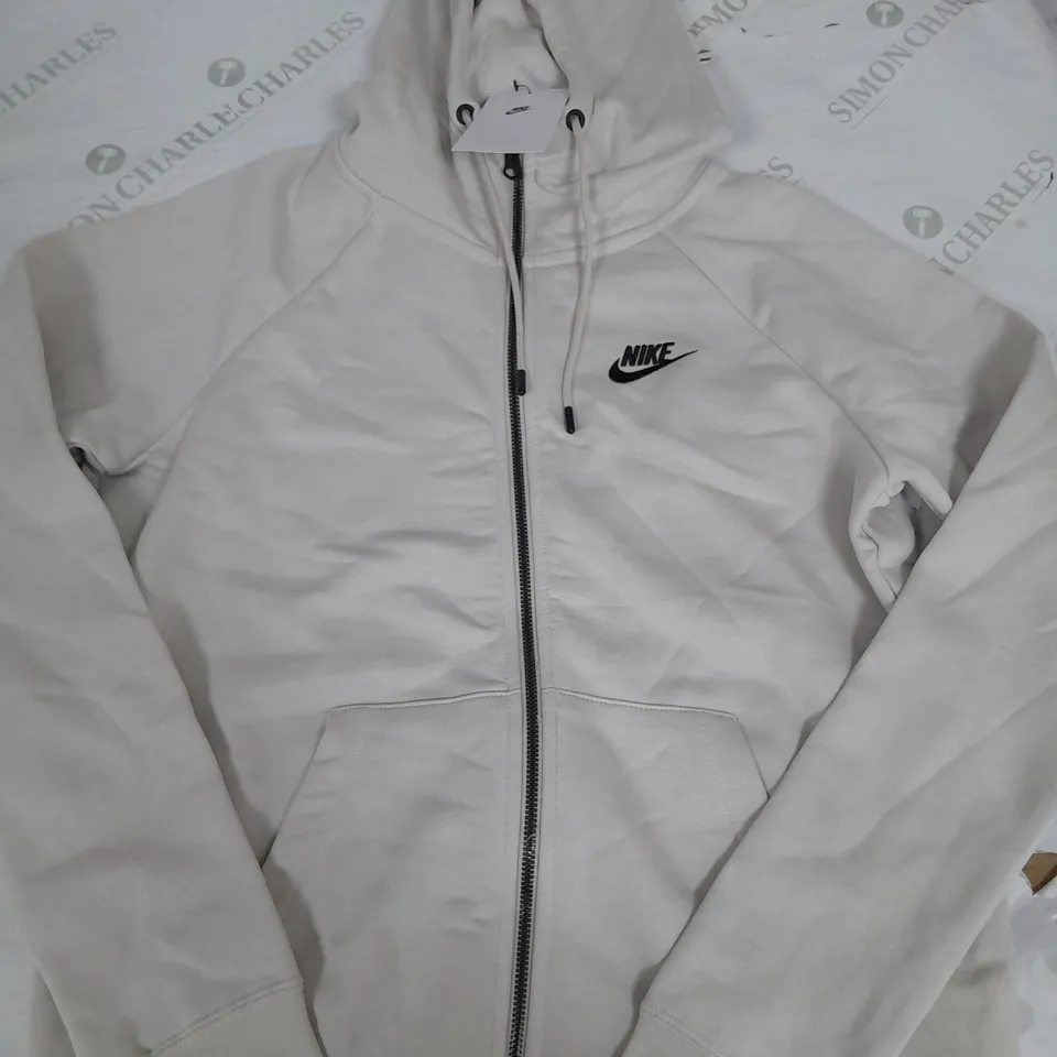 NIKE CLUB ZIP UP HOODIE IN CREAM - SMALL
