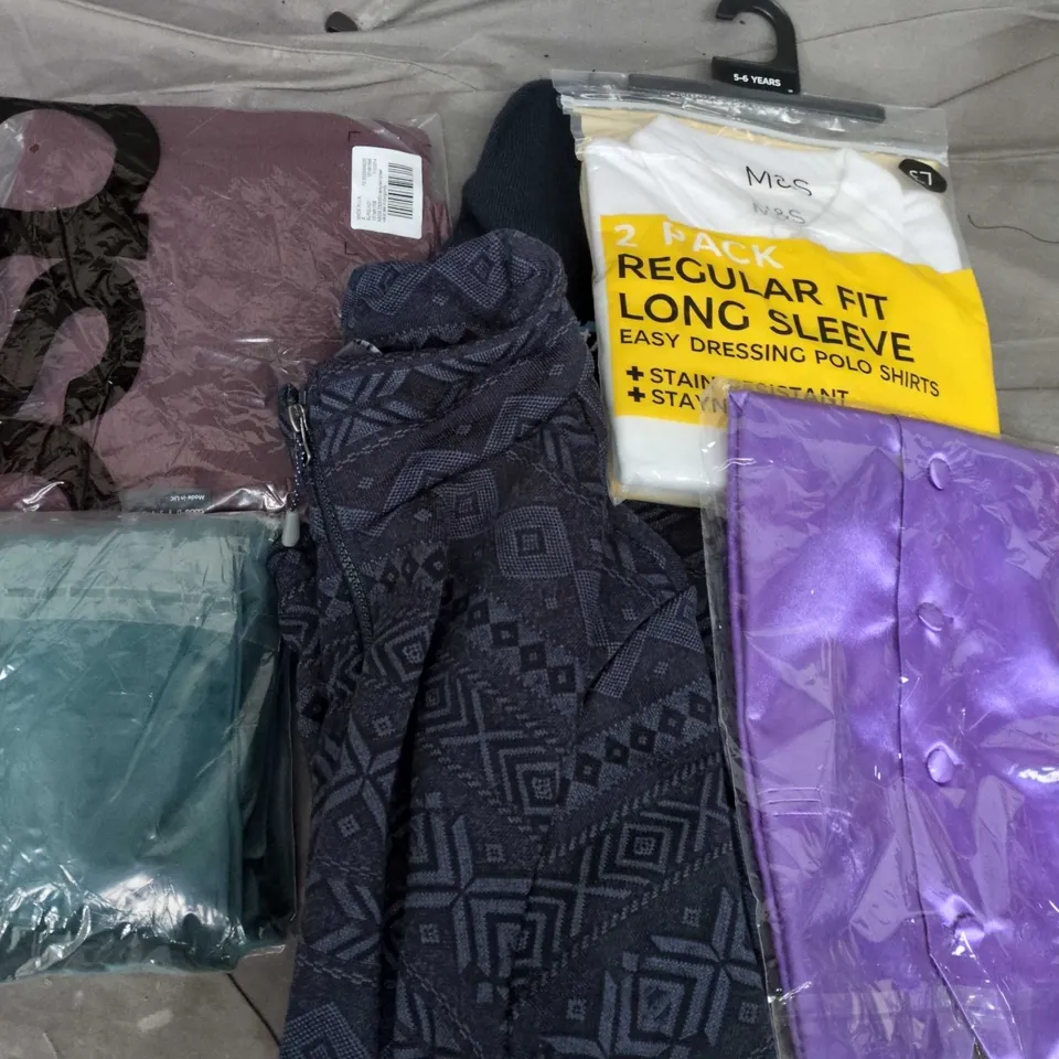 APPROXIMATELY 35 ASSORTED CLOTHING ITEMS IN VARIOUS SIZES, STYLES & COLOURS TO INCLUDE BRANDS SUCH AS ASOS, M&S, SPRAYWAY, ETC - COLLECTION ONLY