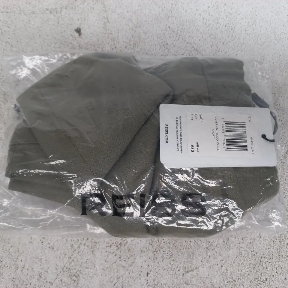 BAGGED REISS OLIVER INTERLOCK CARGO SHORTS IN SAGE SIZE 4-5 YEARS
