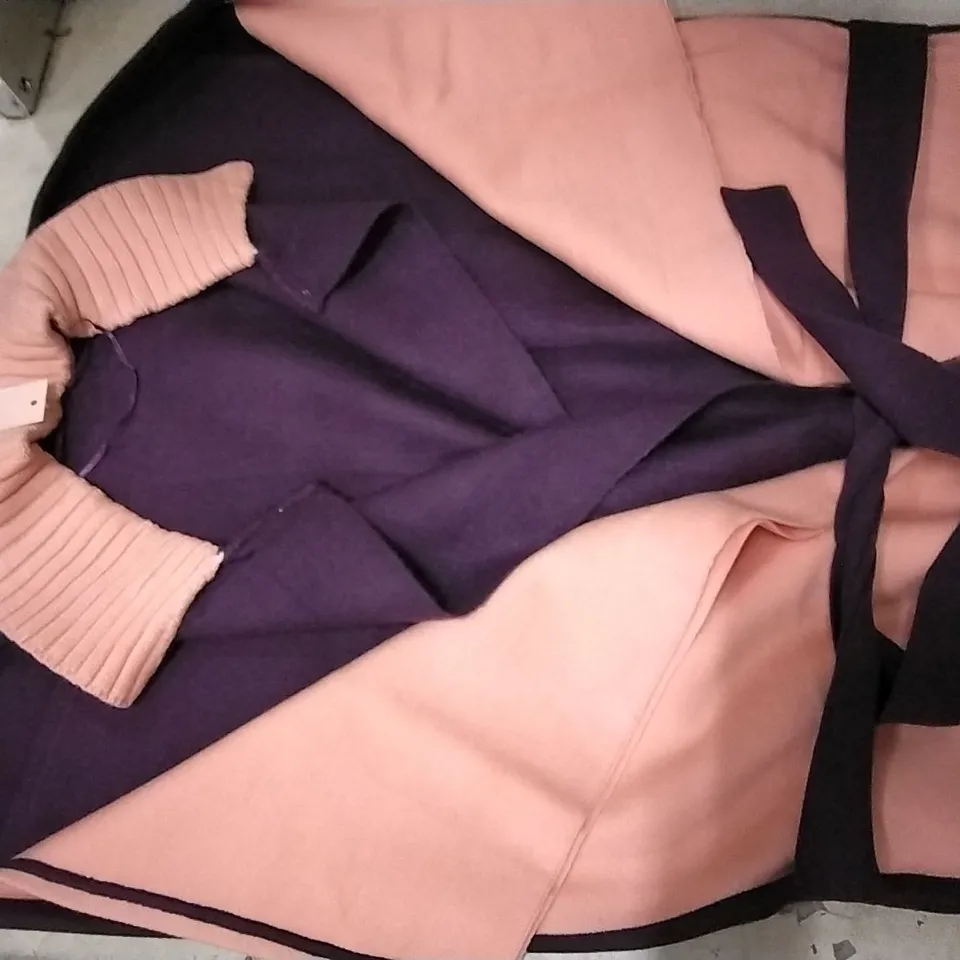 BOX CONTAINING 8PCS BADGLEY MISCHKAC PURPLE ,  PONCHO ,SIZE 2X  