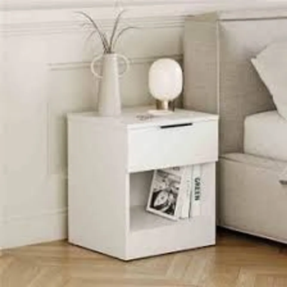 BOXED TREGA 2 DRAWER BEDSIDE CHEST - WHITE (1 BOX)