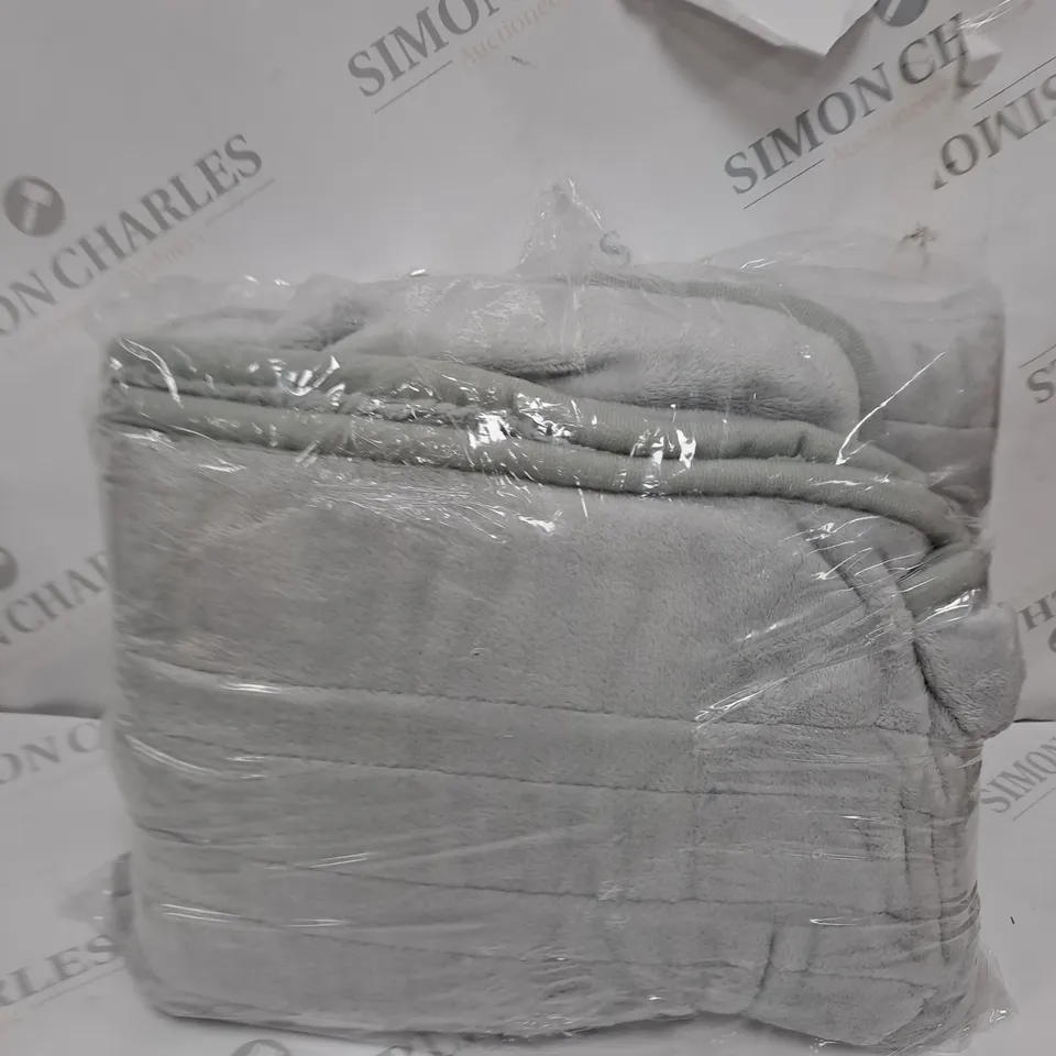 COZEE HOME VELVET SOFT HEATED BLANKET IN GREY