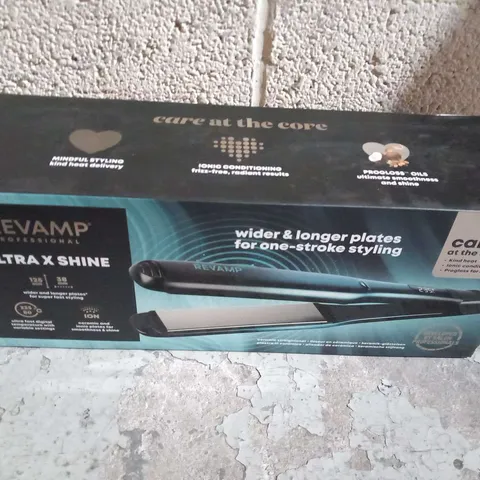 BOXED REVAMP PROFESSIONAL ULTRA X SHINE STYLER