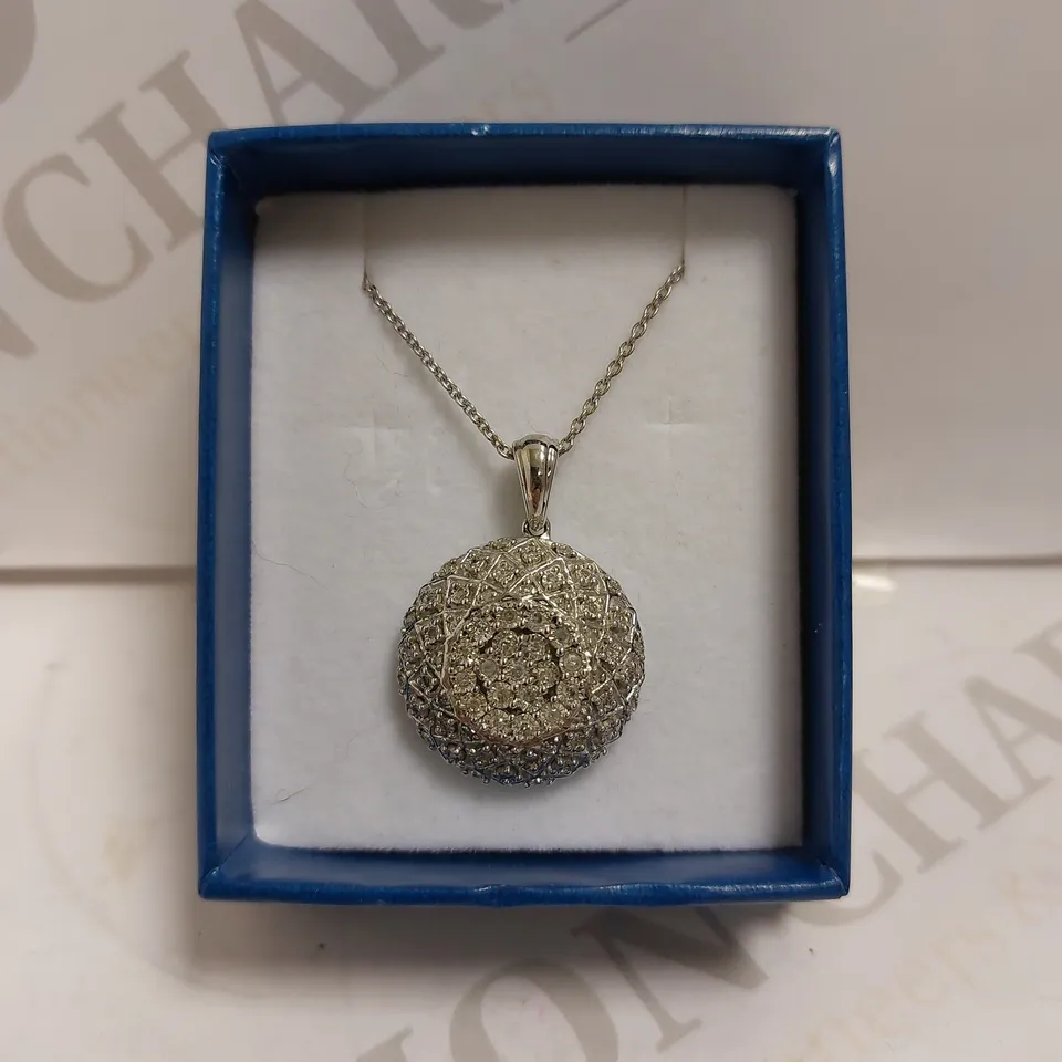 BOXED SILVER EFFECT DESIGNER STYLE NECKLACE WITH SPARKLE STONES