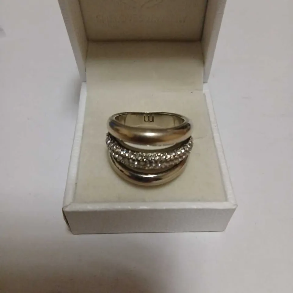 MALIKA THREE ROW PAVE RING