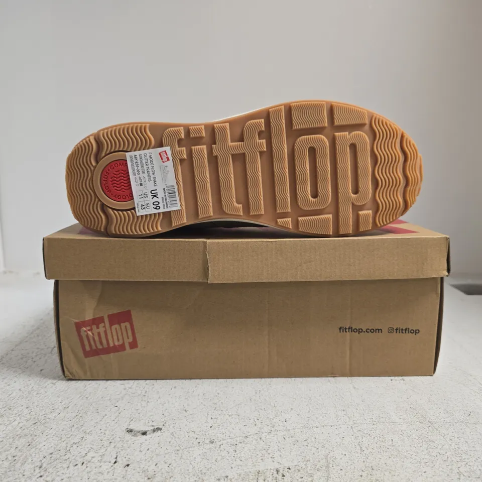 BOXED PAIR OF FITFLOP F-MODE FLOW SNAKE GLITTER TRAINERS IN OFF WHITE/TAN SIZE UK 9