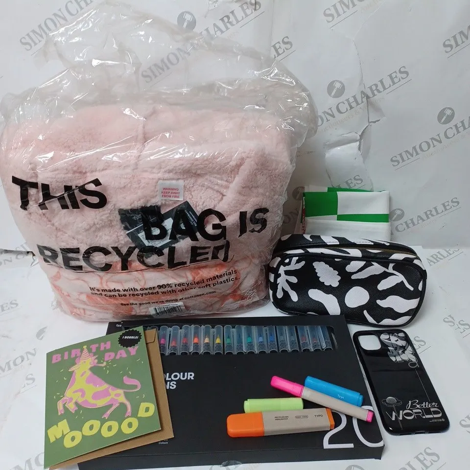 APPROXIMATELY 7 COTTON ON ITEMS INCLUDING DISNEY MICKEY MOUSE THROW, ARTISTS BRUSH PENS, PENCIL CASE