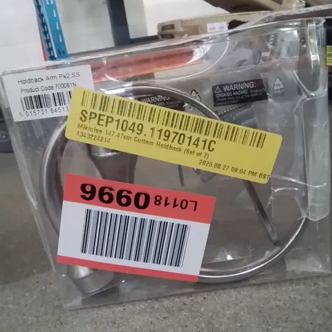 BOXED CURTAIN CHROME HOLD BACKS