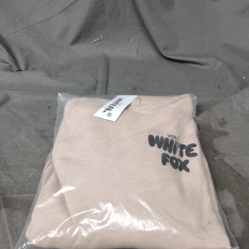 WHITE FOX XL HOODIE BAGGED
