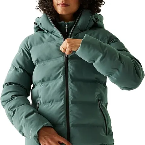 BRAND NEW REGATTA WOMENS ALTORO THERMAL JACKET IN SPRUCE GREEN - SIZE 10