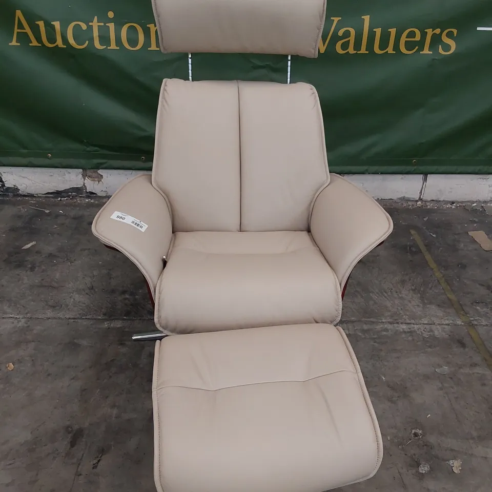 QUALITY BRITISH DESIGNER G PLAN LUND MANUAL RECLINING CHAIR & FOOTSTOOL CAMBRIDGE STONE LEATHER 