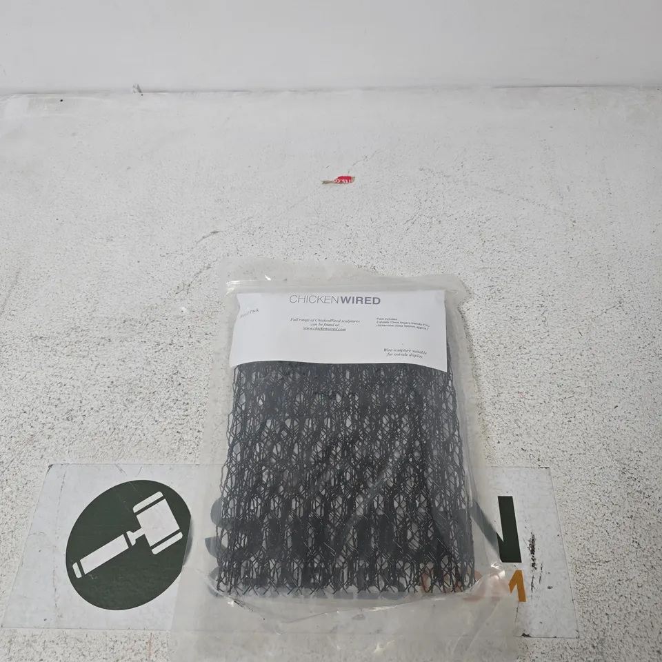 CHICKEN WIRE MESH – GARDEN NETTING, PLASTIC WRAPPED (2 SHEETS)