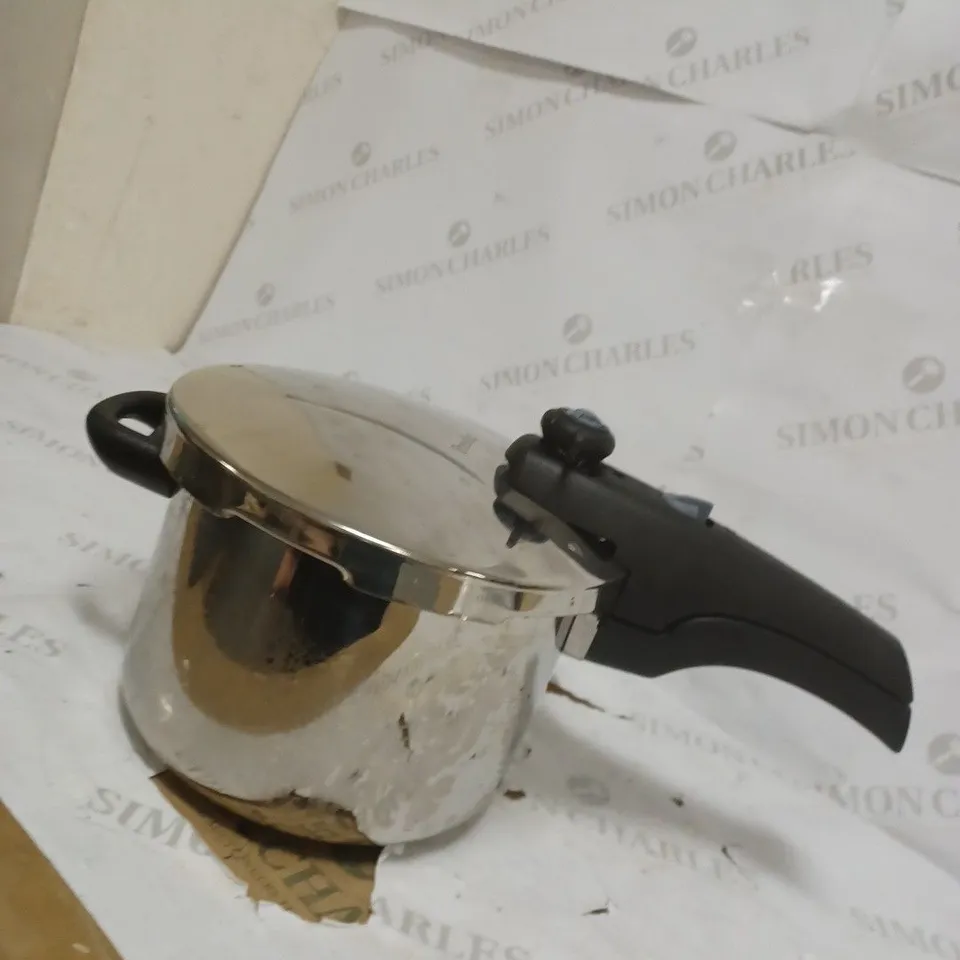 PRESTIGE SMART PLUS PRESSURE COOKER