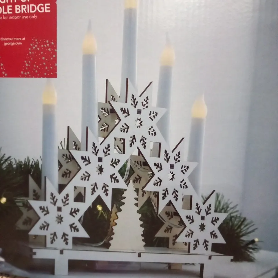 8 BRAND NEW BOXED BATTERY OPERATED LIGHT UP CANDLE BRIDGE