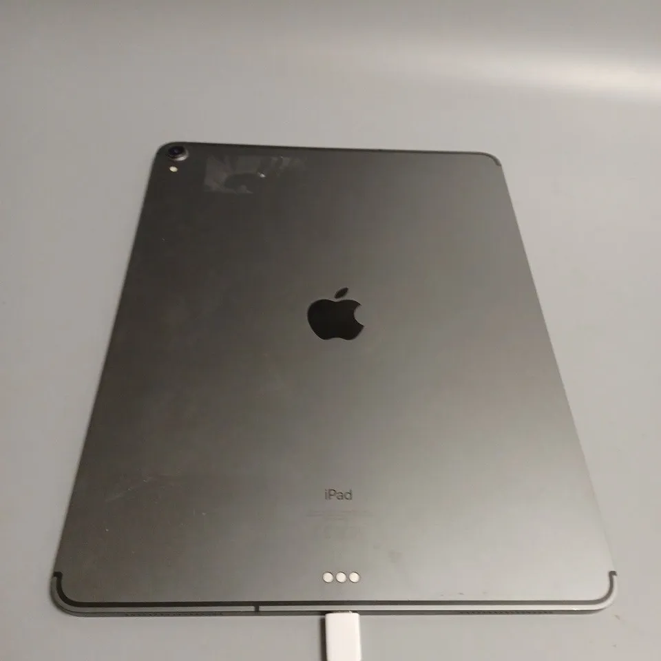 APPLE IPAD PRO 12.9" 4TH GEN