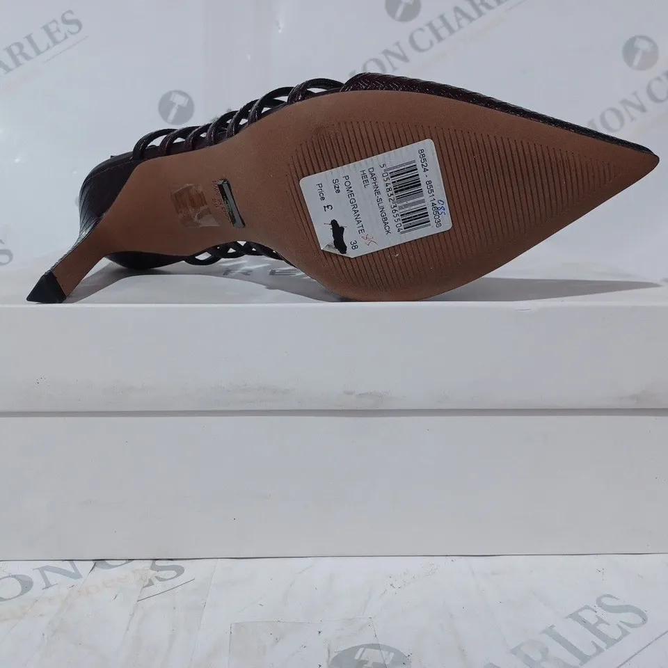 BOXED PAIR OF REISS DAPHNE SLINGBACK HEELS IN POMEGRANATE SIZE 5