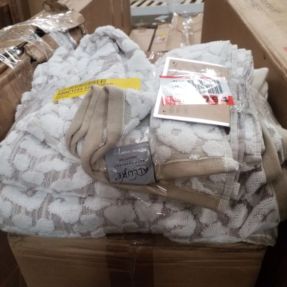 EVERLIN 3 PIECE LEOPARD PRINT TOWEL SET